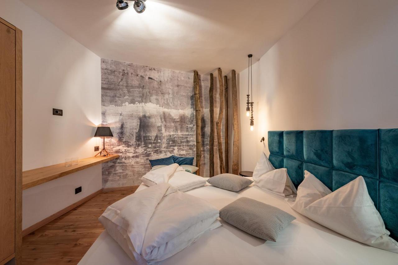 טרמנו Hotel Goldene Traube מראה חיצוני תמונה